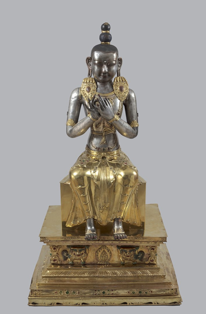 Бодхисаттва Майтрея. Внутренняя Монголия (Долоннор), вторая половина XIX в. Бронза, выколотка, позолота, серебрение, краска