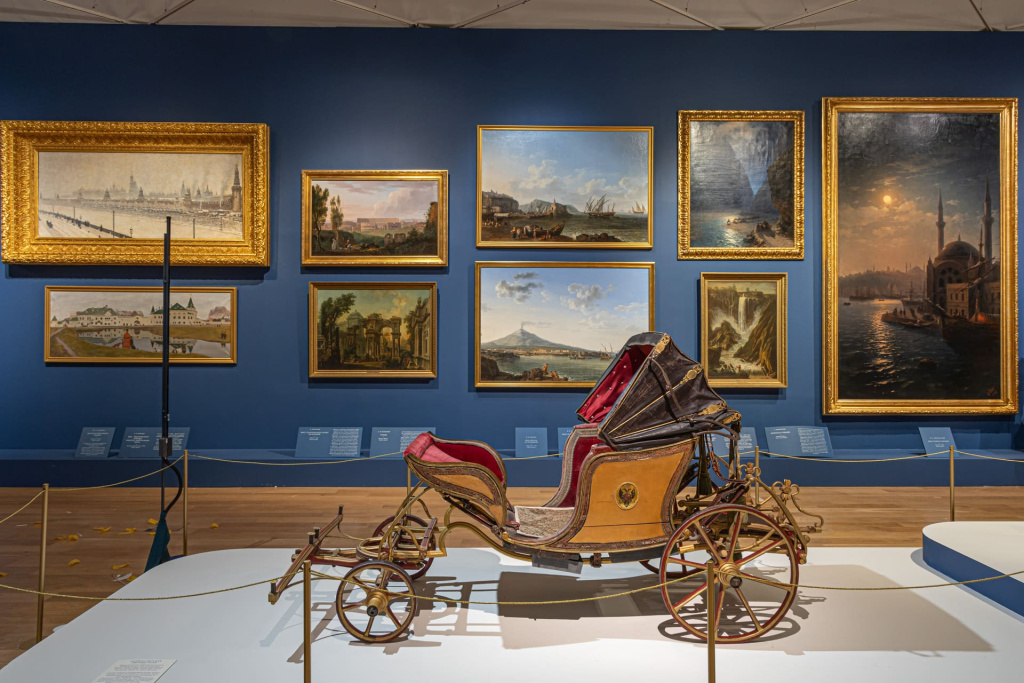 Экспозиция выставки «Сокровища императорских резиденций. Царское Село» в ГИМ