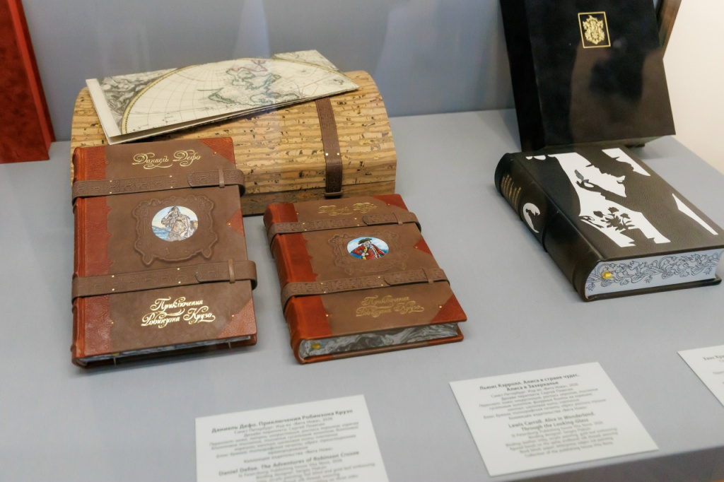 Выставка в Эрмитаже Архитектура книги