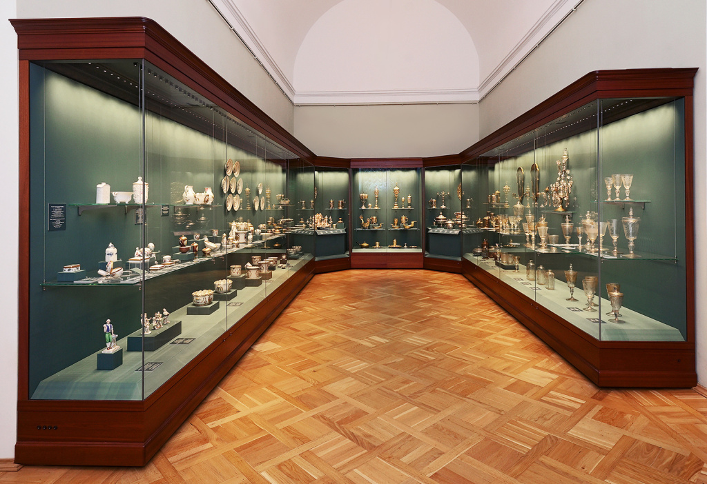 Экспозиция «Галерея Петра Великого» в Государственном Эрмитаже