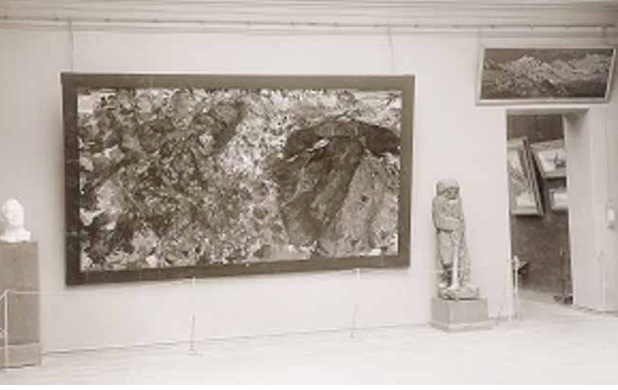 Картина Ф.А. Малявина «Вихрь» в экспозиции Третьяковской галереи 1913