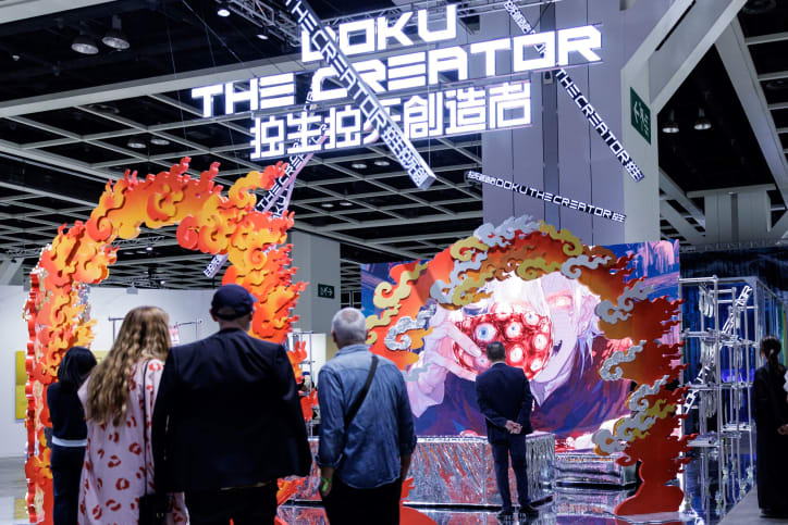 DOKU the Creator (2025) Лу Яна в секторе «Встречи» шоу. © Art Basel