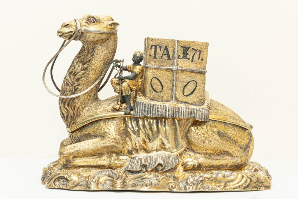 Экспозиция выставки «Сокровища императорских резиденций. Царское Село» в ГИМ